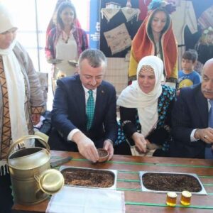 Üretilen biberiye ayçiçek yağında kullanılacak