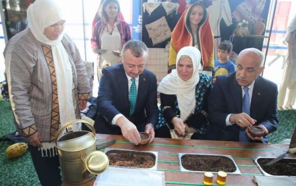 Üretilen biberiye ayçiçek yağında kullanılacak