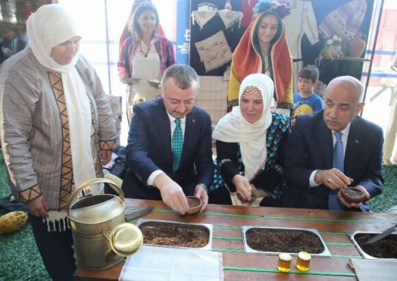Üretilen biberiye ayçiçek yağında kullanılacak