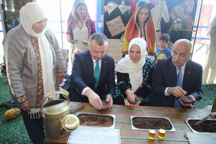 biberiye Üretilen biberiye ayçiçek yağında kullanılacak